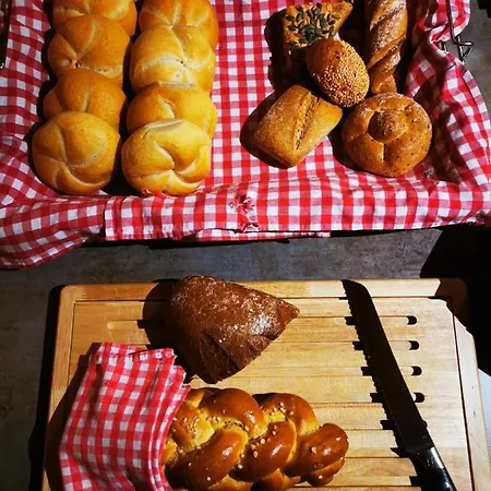 Dorfplatzl بيت ضيافة سانكت ليونارد إم بيتزتال