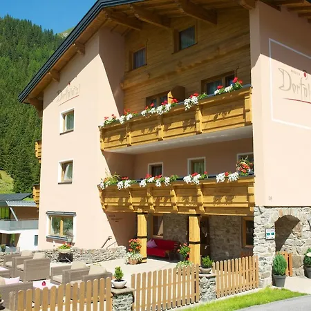 Gasthof Dorfplatzl 2*