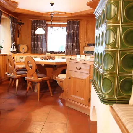 Dorfplatzl Guest house